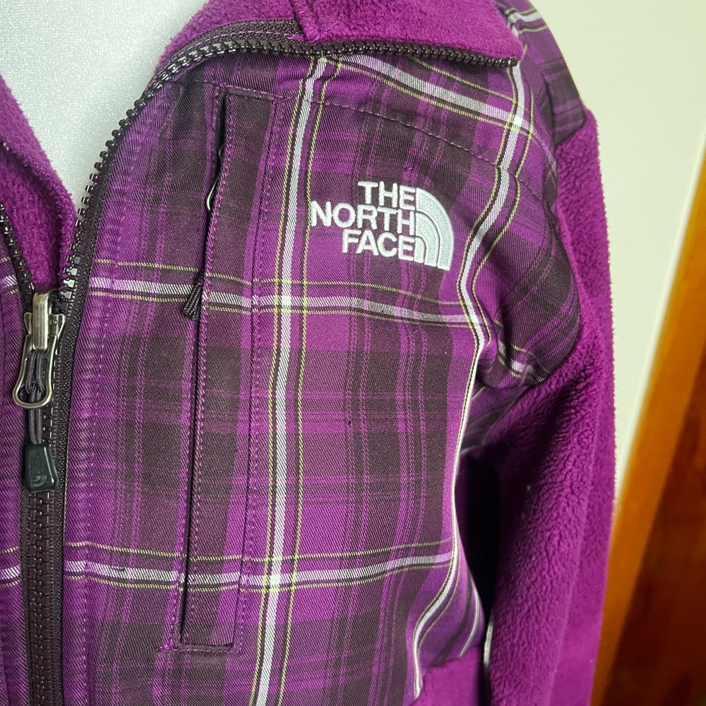 North Face Denali Jacket - Picture 10 of 10